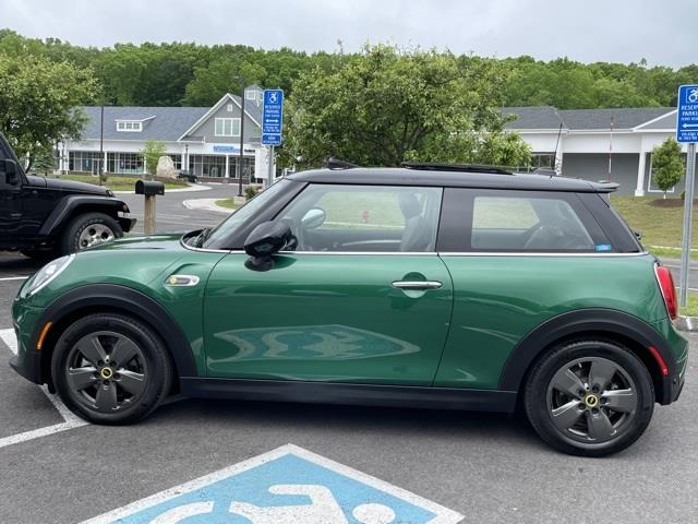 Used Mini Cooper Electric Signature Plus 2020 | Blasius of Danbury. Danbury, Connecticut Used Mini Cooper Electric Signature Plus 2020 | Blasius of Danbury. Danbury, Connecticut