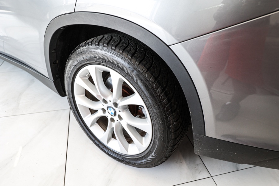 Used BMW X5 eDrive AWD 4dr xDrive40e 2016 | 26 Motors Long Island. ELMONT, New York Used BMW X5 eDrive AWD 4dr xDrive40e 2016 | 26 Motors Long Island. ELMONT, New York