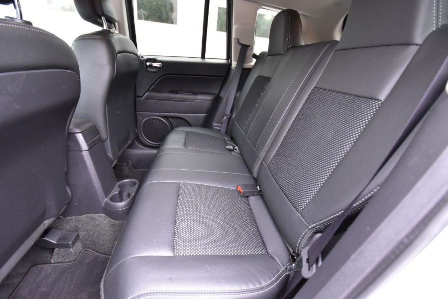 Used Jeep Compass Sport 4x4 *Ltd Avail* 2017 | Highline Car Connection. Waterbury, Connecticut Used Jeep Compass Sport 4x4 *Ltd Avail* 2017 | Highline Car Connection. Waterbury, Connecticut