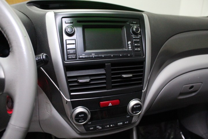 Used Subaru Forester 4dr Auto 2.5X Touring 2011 | New England Auto Sales LLC. Plainville, Connecticut Used Subaru Forester 4dr Auto 2.5X Touring 2011 | New England Auto Sales LLC. Plainville, Connecticut