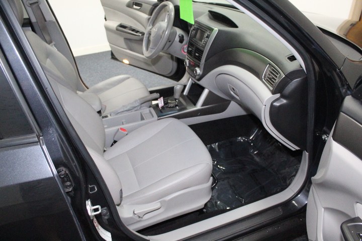 Used Subaru Forester 4dr Auto 2.5X Touring 2011 | New England Auto Sales LLC. Plainville, Connecticut Used Subaru Forester 4dr Auto 2.5X Touring 2011 | New England Auto Sales LLC. Plainville, Connecticut