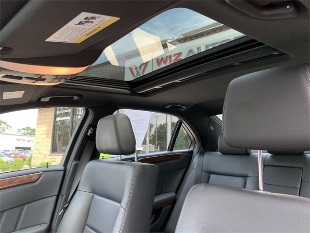 Used Mercedes-benz E-class E 350 2013 | Wiz Leasing Inc. Stratford, Connecticut Used Mercedes-benz E-class E 350 2013 | Wiz Leasing Inc. Stratford, Connecticut