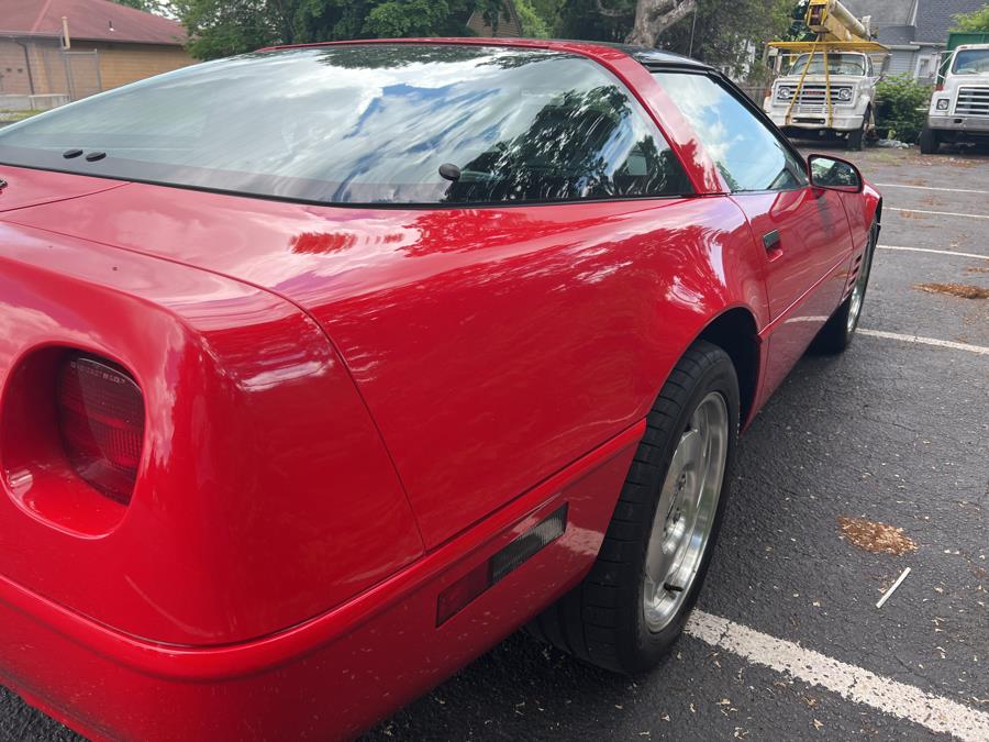 Used Chevrolet Corvette 2dr Coupe Hatchback 1994 | Tony's Auto Sales. Waterbury, Connecticut Used Chevrolet Corvette 2dr Coupe Hatchback 1994 | Tony's Auto Sales. Waterbury, Connecticut
