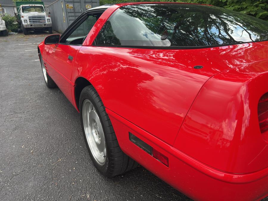 Used Chevrolet Corvette 2dr Coupe Hatchback 1994 | Tony's Auto Sales. Waterbury, Connecticut Used Chevrolet Corvette 2dr Coupe Hatchback 1994 | Tony's Auto Sales. Waterbury, Connecticut