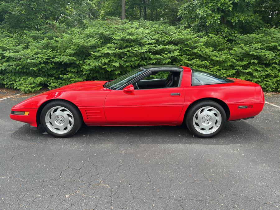 Used Chevrolet Corvette 2dr Coupe Hatchback 1994 | Tony's Auto Sales. Waterbury, Connecticut Used Chevrolet Corvette 2dr Coupe Hatchback 1994 | Tony's Auto Sales. Waterbury, Connecticut
