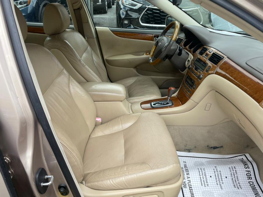 2005 Lexus ES 330 4dr Sdn, available for sale in Jamaica, New York | Sylhet Motors Inc.. Jamaica, New York 2005 Lexus ES 330 4dr Sdn, available for sale in Jamaica, New York | Sylhet Motors Inc.. Jamaica, New York