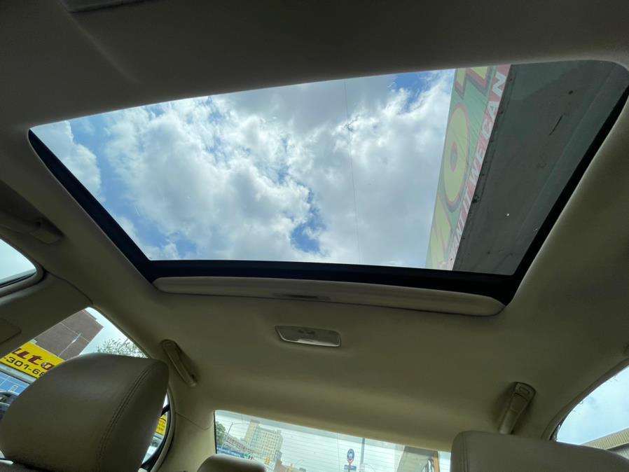 2005 Lexus ES 330 4dr Sdn, available for sale in Jamaica, New York | Sylhet Motors Inc.. Jamaica, New York 2005 Lexus ES 330 4dr Sdn, available for sale in Jamaica, New York | Sylhet Motors Inc.. Jamaica, New York