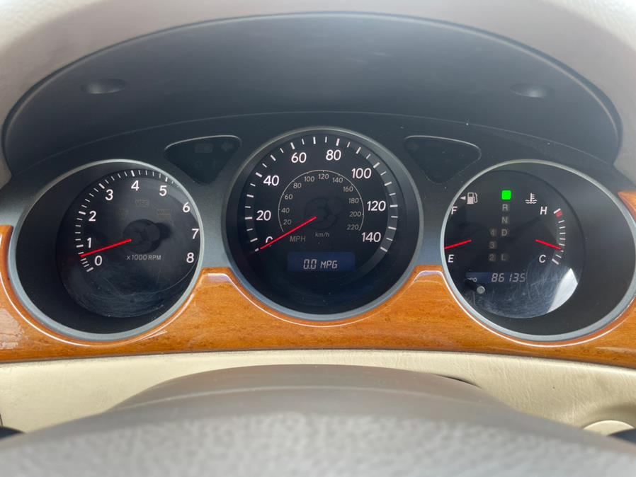 2005 Lexus ES 330 4dr Sdn, available for sale in Jamaica, New York | Sylhet Motors Inc.. Jamaica, New York 2005 Lexus ES 330 4dr Sdn, available for sale in Jamaica, New York | Sylhet Motors Inc.. Jamaica, New York