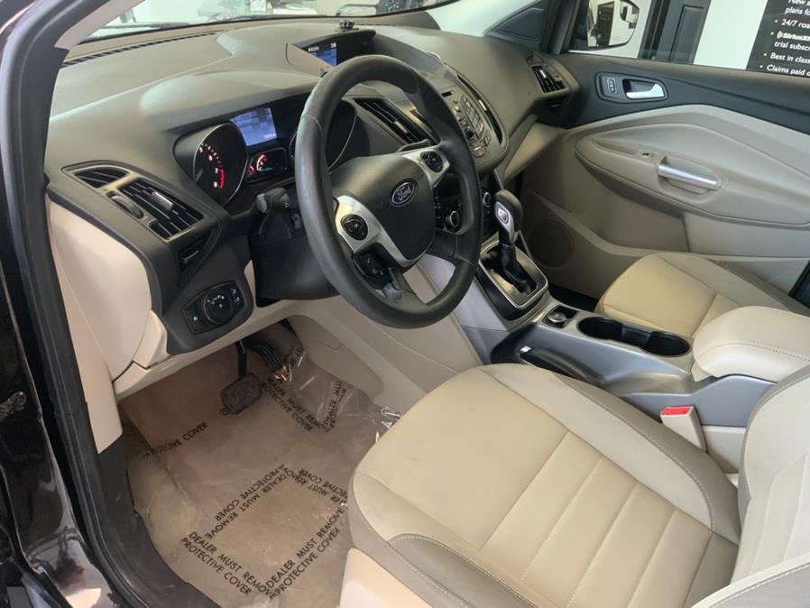 2013 Ford Escape FWD 4dr SE, available for sale in Hartford, Connecticut | Franklin Motors Auto Sales LLC. Hartford, Connecticut 2013 Ford Escape FWD 4dr SE, available for sale in Hartford, Connecticut | Franklin Motors Auto Sales LLC. Hartford, Connecticut