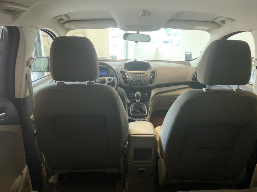2013 Ford Escape FWD 4dr SE, available for sale in Hartford, Connecticut | Franklin Motors Auto Sales LLC. Hartford, Connecticut 2013 Ford Escape FWD 4dr SE, available for sale in Hartford, Connecticut | Franklin Motors Auto Sales LLC. Hartford, Connecticut