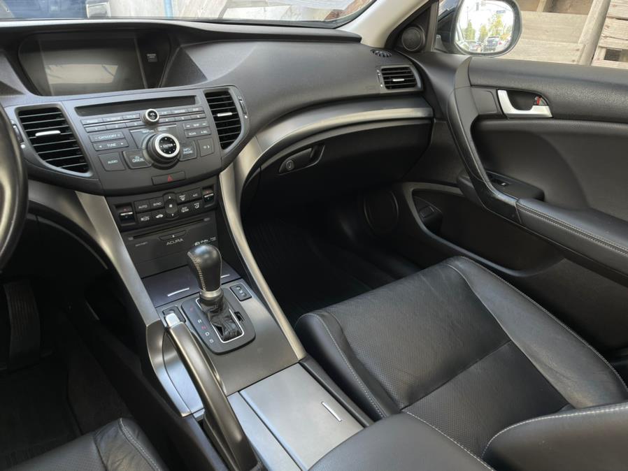 Used Acura TSX 4dr Sdn I4 Auto Tech Pkg 2013 | Green Light Auto. Corona, California Used Acura TSX 4dr Sdn I4 Auto Tech Pkg 2013 | Green Light Auto. Corona, California