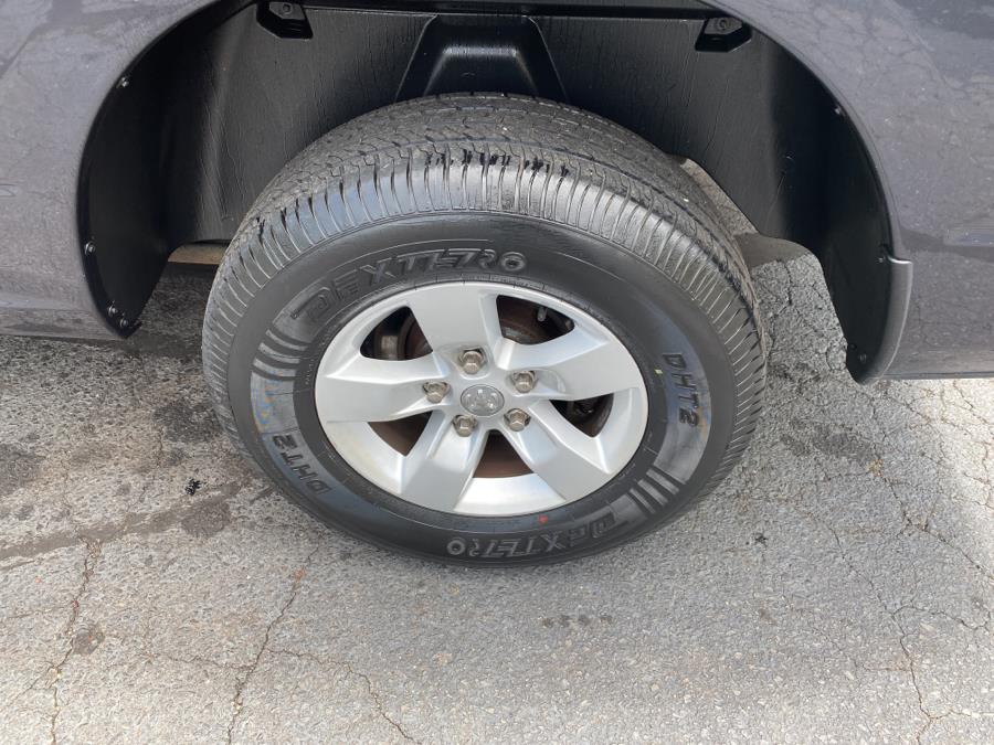 Used Ram 1500 Tradesman 4x4 Quad Cab 6''4" Box 2017 | Newfield Auto Sales. Middletown, Connecticut Used Ram 1500 Tradesman 4x4 Quad Cab 6''4" Box 2017 | Newfield Auto Sales. Middletown, Connecticut
