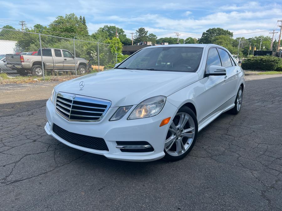 Used Mercedes-Benz E-Class 4dr Sdn E350 Luxury 4MATIC *Ltd Avail* 2013 | Dealertown Auto Wholesalers. Milford, Connecticut Used Mercedes-Benz E-Class 4dr Sdn E350 Luxury 4MATIC *Ltd Avail* 2013 | Dealertown Auto Wholesalers. Milford, Connecticut