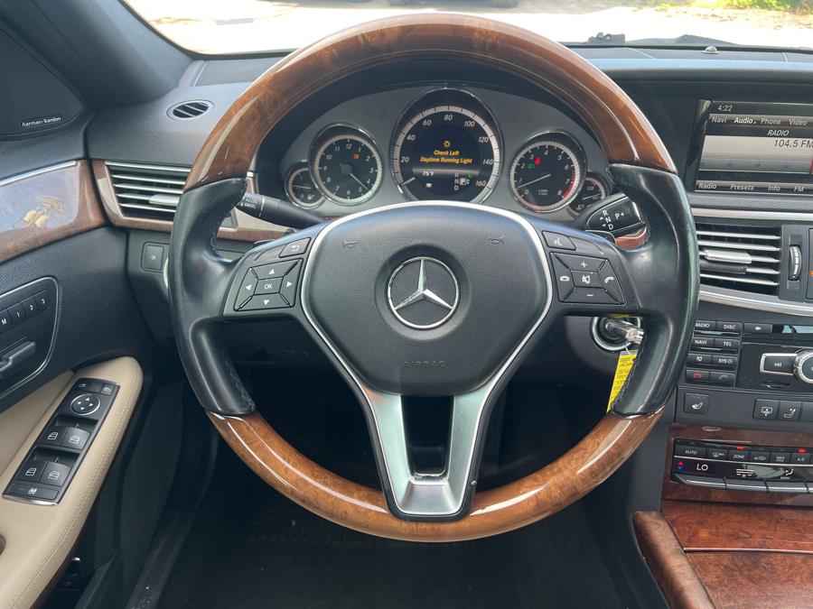 Used Mercedes-Benz E-Class 4dr Sdn E350 Luxury 4MATIC *Ltd Avail* 2013 | Dealertown Auto Wholesalers. Milford, Connecticut Used Mercedes-Benz E-Class 4dr Sdn E350 Luxury 4MATIC *Ltd Avail* 2013 | Dealertown Auto Wholesalers. Milford, Connecticut