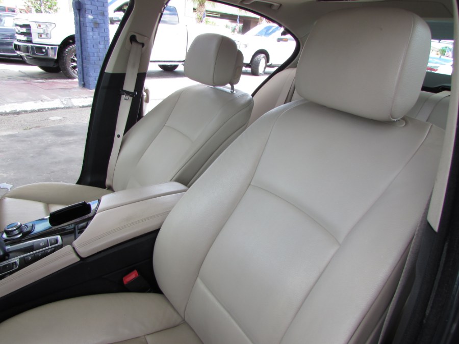 2013 BMW 5 Series 4dr Sdn 535i xDrive AWD, available for sale in Orlando, Florida | VIP Auto Enterprise, Inc. Orlando, Florida 2013 BMW 5 Series 4dr Sdn 535i xDrive AWD, available for sale in Orlando, Florida | VIP Auto Enterprise, Inc. Orlando, Florida