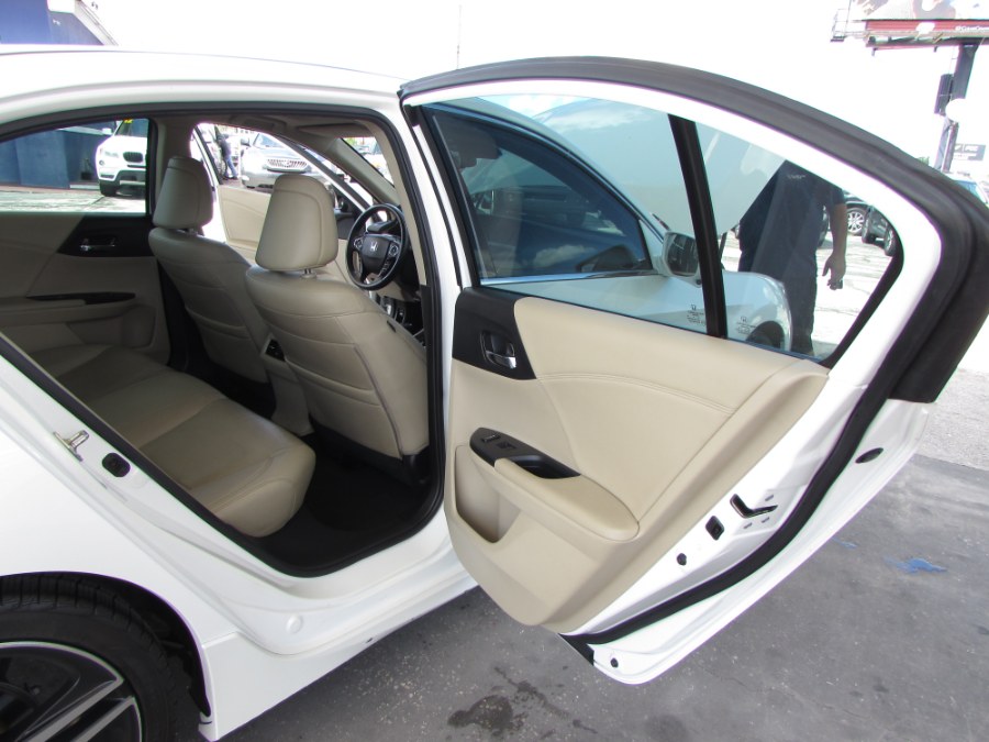 2016 Honda Accord Sedan 4dr V6 Auto Touring, available for sale in Orlando, Florida | VIP Auto Enterprise, Inc. Orlando, Florida 2016 Honda Accord Sedan 4dr V6 Auto Touring, available for sale in Orlando, Florida | VIP Auto Enterprise, Inc. Orlando, Florida