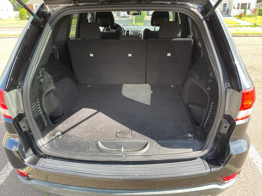 2012 Jeep Grand Cherokee 4WD 4dr Laredo, available for sale in Hartford, Connecticut | Lex Autos LLC. Hartford, Connecticut 2012 Jeep Grand Cherokee 4WD 4dr Laredo, available for sale in Hartford, Connecticut | Lex Autos LLC. Hartford, Connecticut