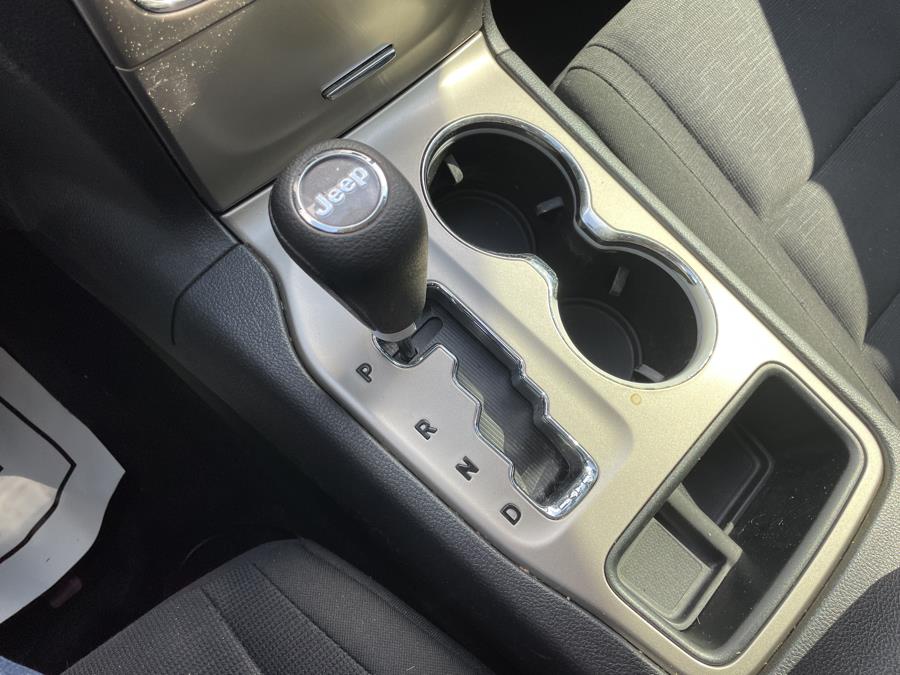 2012 Jeep Grand Cherokee 4WD 4dr Laredo, available for sale in Hartford, Connecticut | Lex Autos LLC. Hartford, Connecticut 2012 Jeep Grand Cherokee 4WD 4dr Laredo, available for sale in Hartford, Connecticut | Lex Autos LLC. Hartford, Connecticut