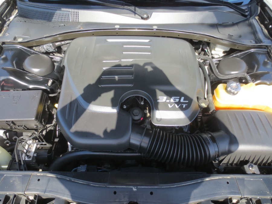 2013 Dodge Charger 4dr Sdn SE RWD, available for sale in Santa Ana, California | Auto Max Of Santa Ana. Santa Ana, California 2013 Dodge Charger 4dr Sdn SE RWD, available for sale in Santa Ana, California | Auto Max Of Santa Ana. Santa Ana, California