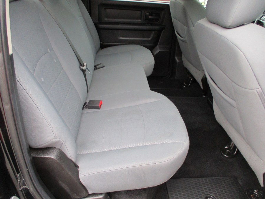 2014 Ram 1500 4WD Crew Cab 140.5" Express, available for sale in Suffield, Connecticut | Suffield Auto LLC. Suffield, Connecticut 2014 Ram 1500 4WD Crew Cab 140.5" Express, available for sale in Suffield, Connecticut | Suffield Auto LLC. Suffield, Connecticut