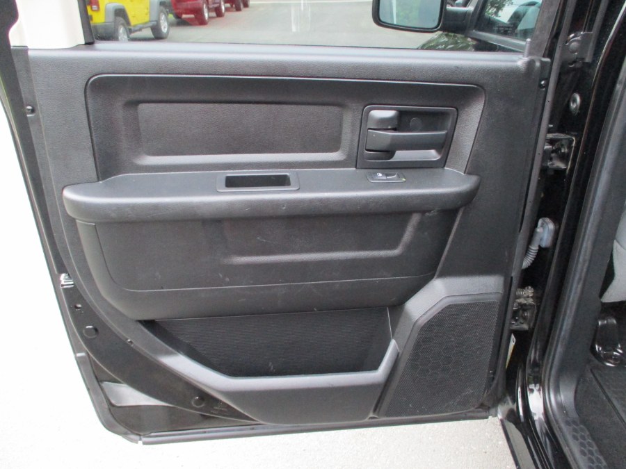 2014 Ram 1500 4WD Crew Cab 140.5" Express, available for sale in Suffield, Connecticut | Suffield Auto LLC. Suffield, Connecticut 2014 Ram 1500 4WD Crew Cab 140.5" Express, available for sale in Suffield, Connecticut | Suffield Auto LLC. Suffield, Connecticut