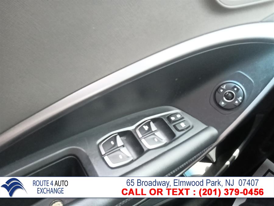 Used Hyundai Santa Fe Sport FWD 4dr 2.4 2014 | Route 4 Auto Exchange. Elmwood Park, New Jersey Used Hyundai Santa Fe Sport FWD 4dr 2.4 2014 | Route 4 Auto Exchange. Elmwood Park, New Jersey