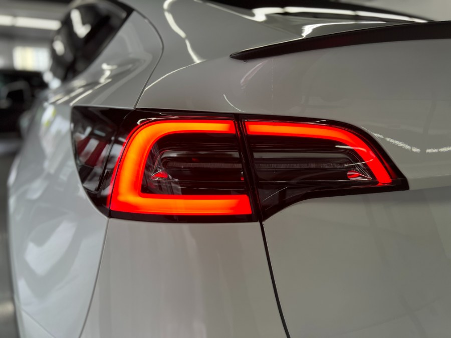 Used Tesla Model Y Long Range AWD 2021 | Exclusive Auto Group of Miami Inc. Miami, Florida Used Tesla Model Y Long Range AWD 2021 | Exclusive Auto Group of Miami Inc. Miami, Florida