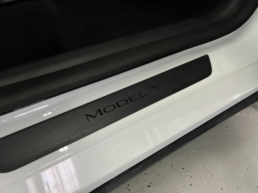 Used Tesla Model Y Long Range AWD 2021 | Exclusive Auto Group of Miami Inc. Miami, Florida Used Tesla Model Y Long Range AWD 2021 | Exclusive Auto Group of Miami Inc. Miami, Florida