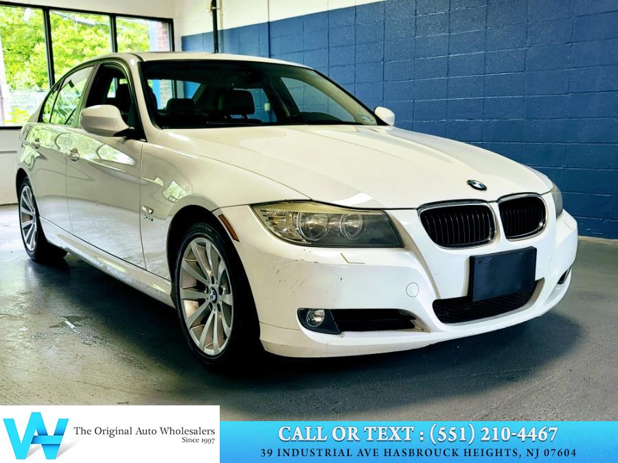 Used BMW 3 Series 4dr Sdn 328i xDrive AWD SULEV 2011 | AW Auto & Truck Wholesalers, Inc. Hasbrouck Heights, New Jersey