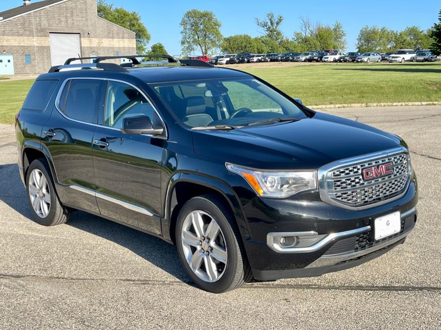 Used GMC Acadia AWD 4dr Denali 2017 | Geneva Motor Cars. Darien, Wisconsin Used GMC Acadia AWD 4dr Denali 2017 | Geneva Motor Cars. Darien, Wisconsin