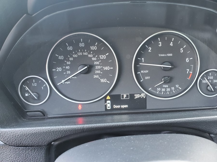 Used BMW 3 Series 4dr Sdn 320i xDrive AWD 2013 | Band of Brothers. Hyde Park, Massachusetts Used BMW 3 Series 4dr Sdn 320i xDrive AWD 2013 | Band of Brothers. Hyde Park, Massachusetts