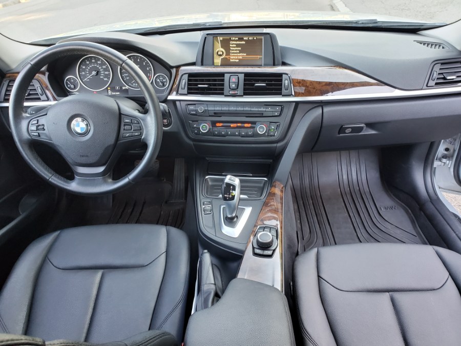 Used BMW 3 Series 4dr Sdn 320i xDrive AWD 2013 | Band of Brothers. Hyde Park, Massachusetts Used BMW 3 Series 4dr Sdn 320i xDrive AWD 2013 | Band of Brothers. Hyde Park, Massachusetts