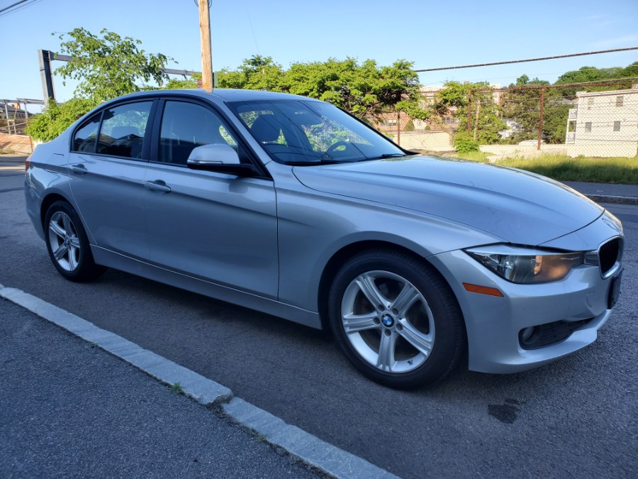 Used BMW 3 Series 4dr Sdn 320i xDrive AWD 2013 | Band of Brothers. Hyde Park, Massachusetts Used BMW 3 Series 4dr Sdn 320i xDrive AWD 2013 | Band of Brothers. Hyde Park, Massachusetts