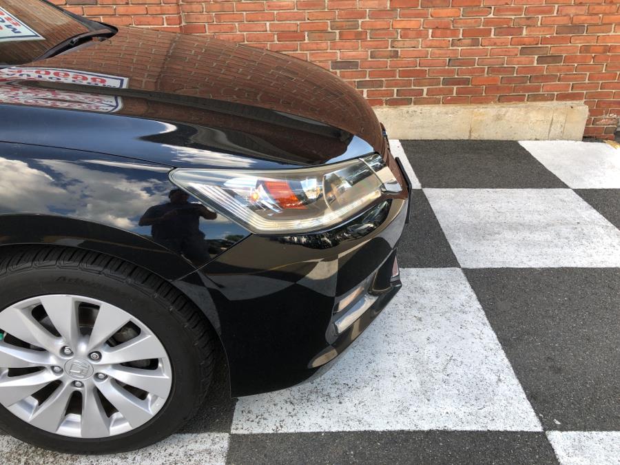 2014 Honda Accord Sedan 4dr V6 Auto EX-L w/Navi, available for sale in Waterbury, Connecticut | National Auto Brokers, Inc.. Waterbury, Connecticut 2014 Honda Accord Sedan 4dr V6 Auto EX-L w/Navi, available for sale in Waterbury, Connecticut | National Auto Brokers, Inc.. Waterbury, Connecticut