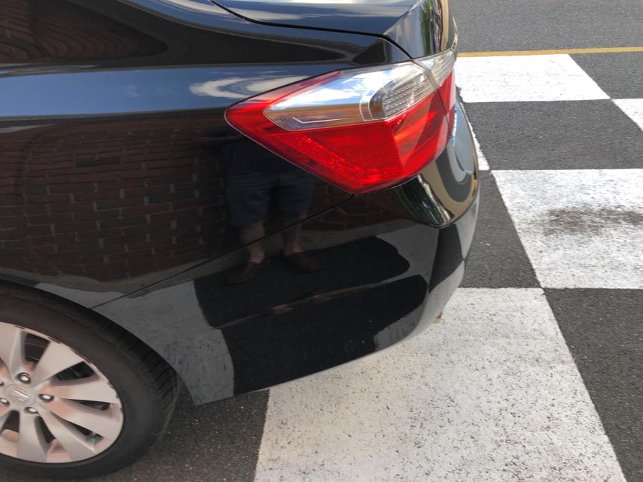 2014 Honda Accord Sedan 4dr V6 Auto EX-L w/Navi, available for sale in Waterbury, Connecticut | National Auto Brokers, Inc.. Waterbury, Connecticut 2014 Honda Accord Sedan 4dr V6 Auto EX-L w/Navi, available for sale in Waterbury, Connecticut | National Auto Brokers, Inc.. Waterbury, Connecticut