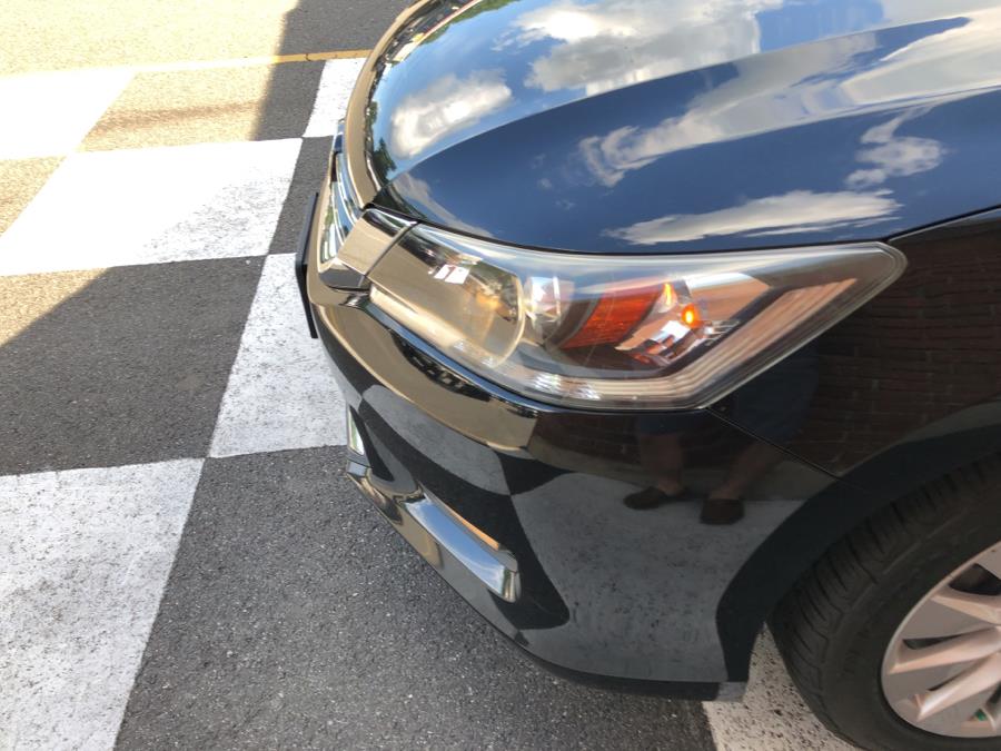 2014 Honda Accord Sedan 4dr V6 Auto EX-L w/Navi, available for sale in Waterbury, Connecticut | National Auto Brokers, Inc.. Waterbury, Connecticut 2014 Honda Accord Sedan 4dr V6 Auto EX-L w/Navi, available for sale in Waterbury, Connecticut | National Auto Brokers, Inc.. Waterbury, Connecticut
