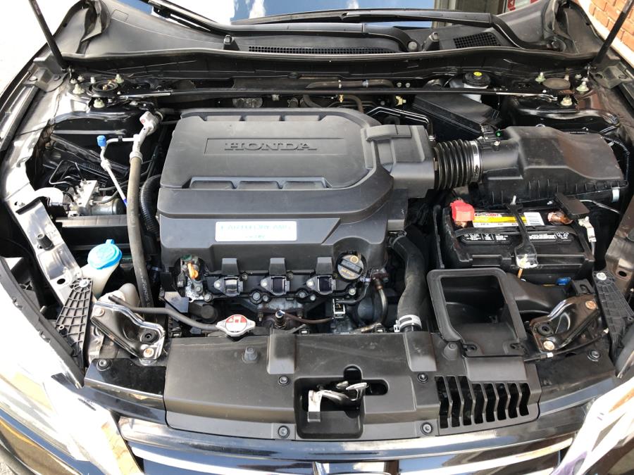 2014 Honda Accord Sedan 4dr V6 Auto EX-L w/Navi, available for sale in Waterbury, Connecticut | National Auto Brokers, Inc.. Waterbury, Connecticut 2014 Honda Accord Sedan 4dr V6 Auto EX-L w/Navi, available for sale in Waterbury, Connecticut | National Auto Brokers, Inc.. Waterbury, Connecticut