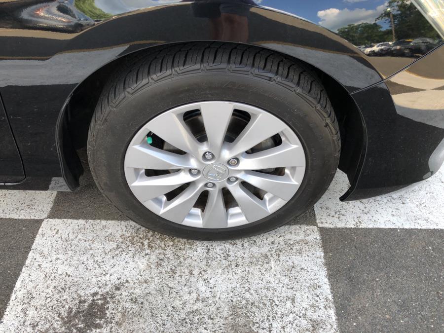 2014 Honda Accord Sedan 4dr V6 Auto EX-L w/Navi, available for sale in Waterbury, Connecticut | National Auto Brokers, Inc.. Waterbury, Connecticut 2014 Honda Accord Sedan 4dr V6 Auto EX-L w/Navi, available for sale in Waterbury, Connecticut | National Auto Brokers, Inc.. Waterbury, Connecticut