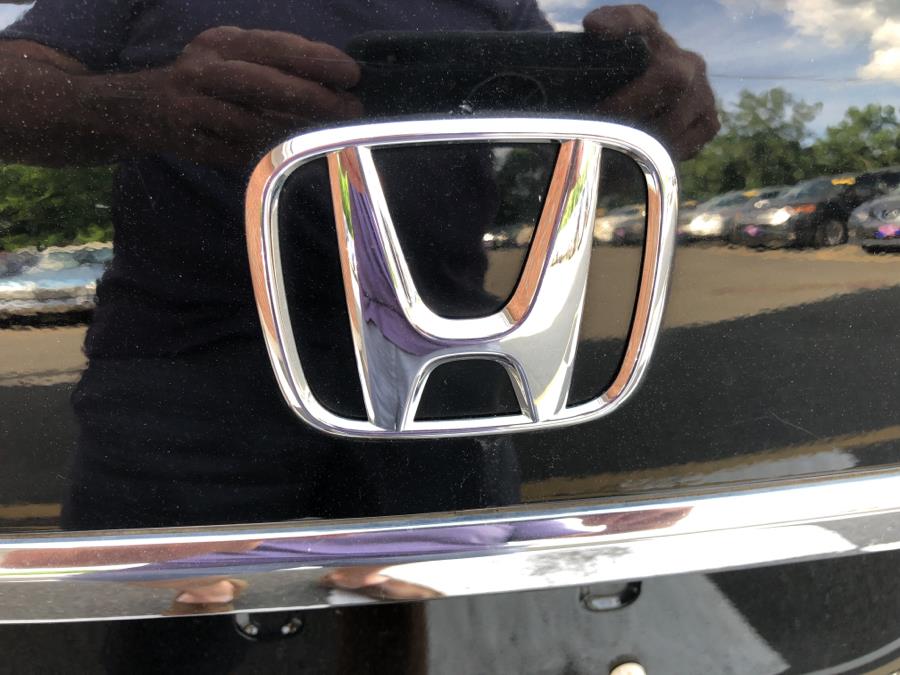 2014 Honda Accord Sedan 4dr V6 Auto EX-L w/Navi, available for sale in Waterbury, Connecticut | National Auto Brokers, Inc.. Waterbury, Connecticut 2014 Honda Accord Sedan 4dr V6 Auto EX-L w/Navi, available for sale in Waterbury, Connecticut | National Auto Brokers, Inc.. Waterbury, Connecticut