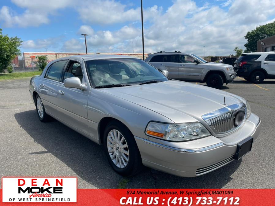 Used Lincoln Town Car 4dr Sdn Executive 2003 | Dean Moke America of West Springfield. W Springfield, Massachusetts Used Lincoln Town Car 4dr Sdn Executive 2003 | Dean Moke America of West Springfield. W Springfield, Massachusetts