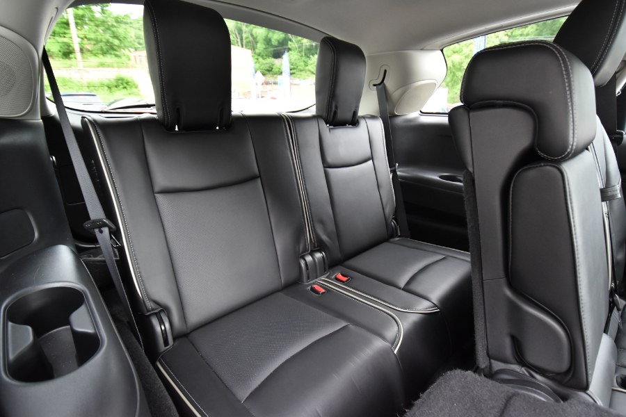 Used INFINITI QX60 AWD 2017 | Highline Car Connection. Waterbury, Connecticut Used INFINITI QX60 AWD 2017 | Highline Car Connection. Waterbury, Connecticut
