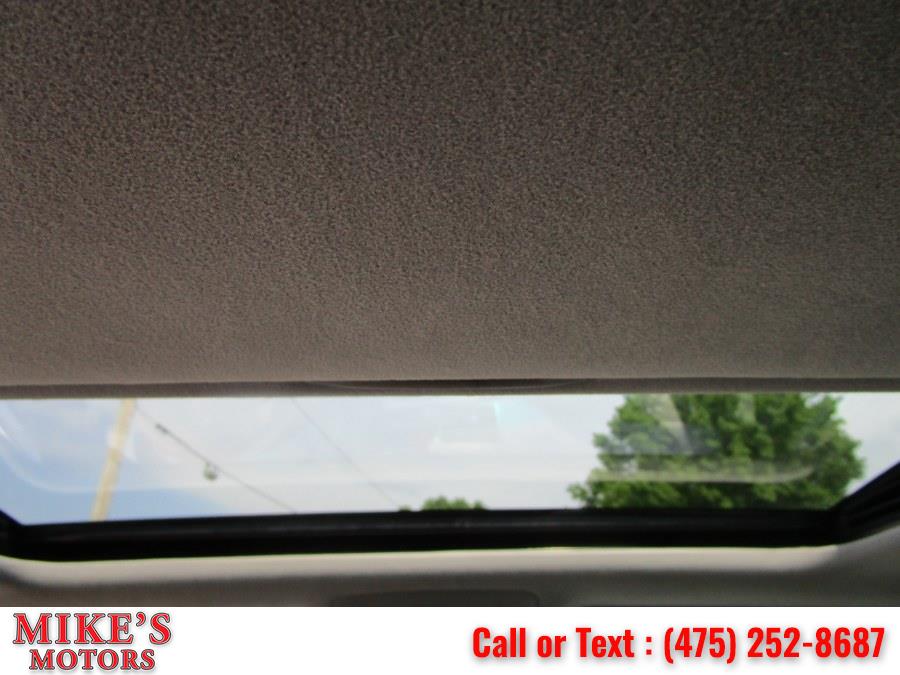 Used Lexus GS 300 4dr Sdn AWD 2006 | Mike's Motors LLC. Stratford, Connecticut Used Lexus GS 300 4dr Sdn AWD 2006 | Mike's Motors LLC. Stratford, Connecticut
