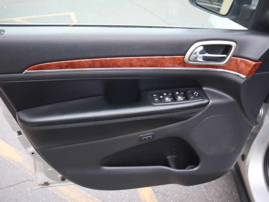 2011 Jeep Grand Cherokee 4WD 4dr Limited, available for sale in Huntington Station, New York | My Auto Inc.. Huntington Station, New York 2011 Jeep Grand Cherokee 4WD 4dr Limited, available for sale in Huntington Station, New York | My Auto Inc.. Huntington Station, New York