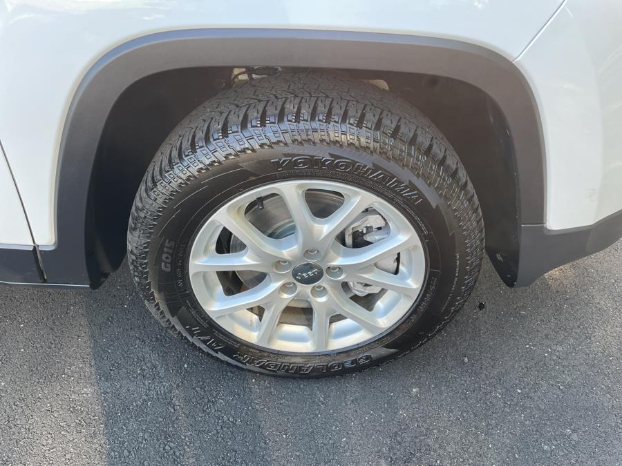 2018 Jeep Cherokee Latitude 4x4, available for sale in Hartford, Connecticut | Lex Autos LLC. Hartford, Connecticut 2018 Jeep Cherokee Latitude 4x4, available for sale in Hartford, Connecticut | Lex Autos LLC. Hartford, Connecticut