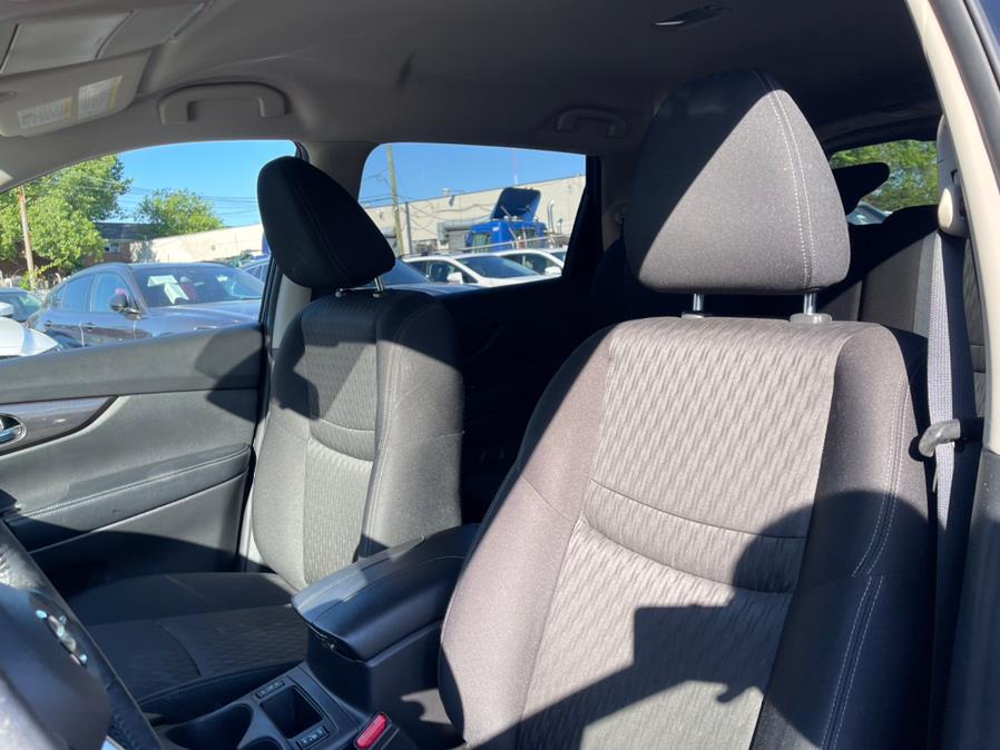2019 Nissan Rogue AWD SV, available for sale in Lodi, New Jersey | European Auto Expo. Lodi, New Jersey 2019 Nissan Rogue AWD SV, available for sale in Lodi, New Jersey | European Auto Expo. Lodi, New Jersey