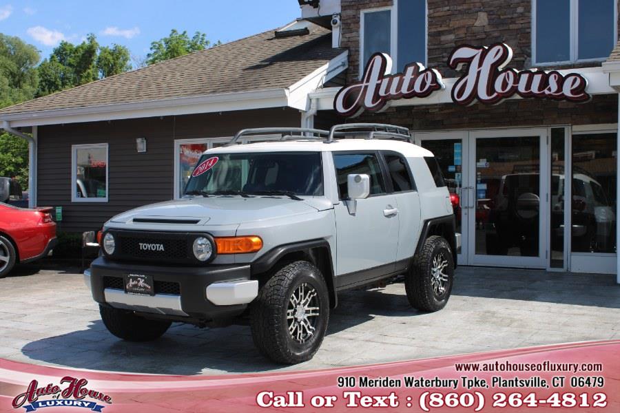 2014 Toyota FJ Cruiser 4WD 4dr Auto (Natl), available for sale in Plantsville, Connecticut | Auto House of Luxury. Plantsville, Connecticut