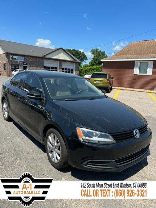 2011 Volkswagen Jetta Sedan 4dr Auto SE w/Convenience & Sunroof PZEV, available for sale in East Windsor, Connecticut | A1 Auto Sale LLC. East Windsor, Connecticut