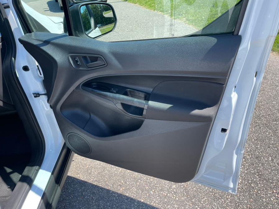 2017 Ford Transit Connect Van XL SWB w/Rear Symmetrical Doors, available for sale in South Windsor, Connecticut | Mike And Tony Auto Sales, Inc. South Windsor, Connecticut 2017 Ford Transit Connect Van XL SWB w/Rear Symmetrical Doors, available for sale in South Windsor, Connecticut | Mike And Tony Auto Sales, Inc. South Windsor, Connecticut