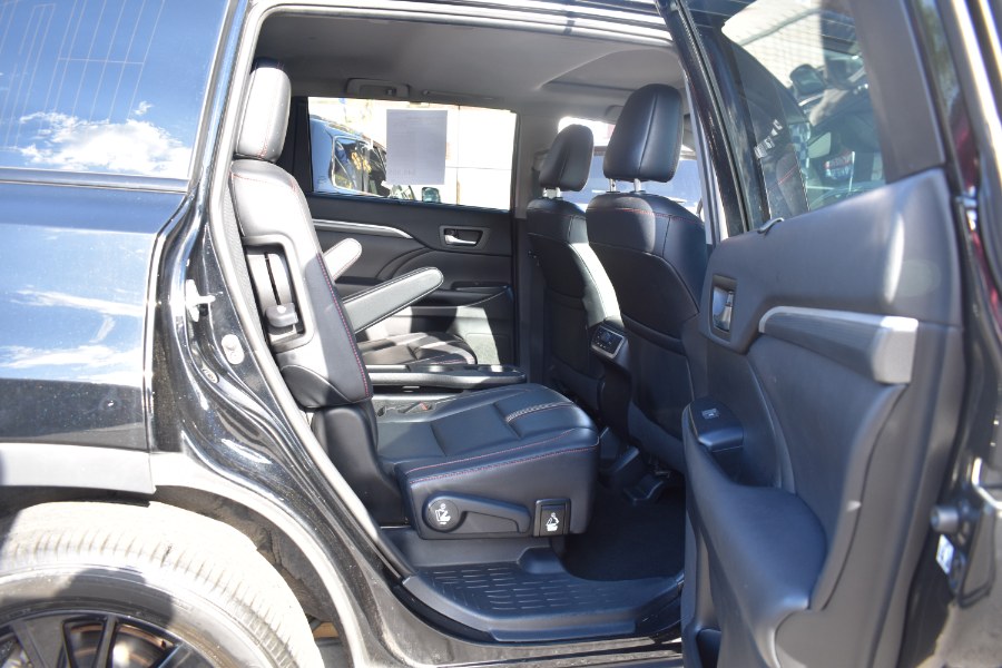 Used Toyota Highlander SE V6 AWD (Natl) 2019 | Foreign Auto Imports. Irvington, New Jersey