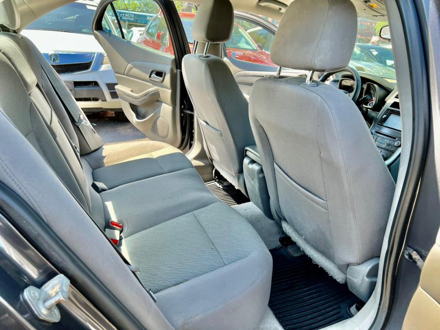 2013 Chevrolet Malibu 4dr Sdn LS w/1LS, available for sale in Bronx, New York | Advanced Auto Mall. Bronx, New York 2013 Chevrolet Malibu 4dr Sdn LS w/1LS, available for sale in Bronx, New York | Advanced Auto Mall. Bronx, New York